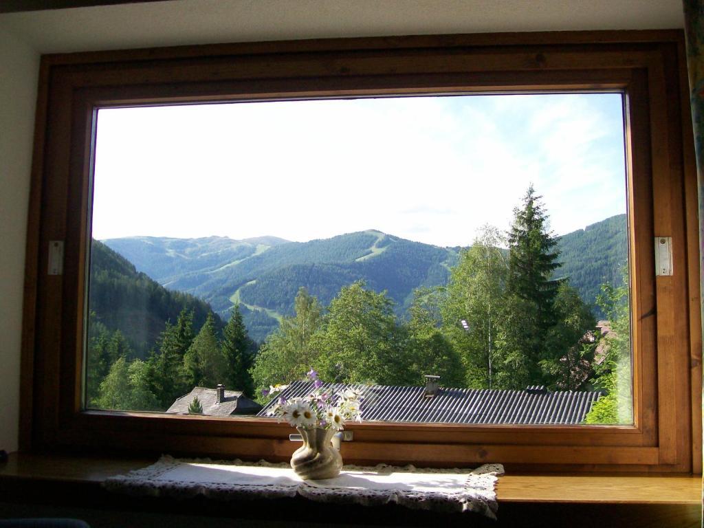 Appartement Latschen - Ferienhaus Bad Kleinkirchheim Kültér fotó